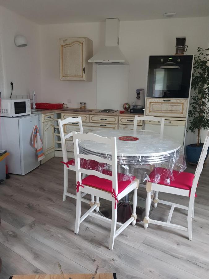 Villa Maison ,1 Chambre, Une Petite Piece , Un Salon, 5 Couchages Cheviré-le-Rouge Exterior foto